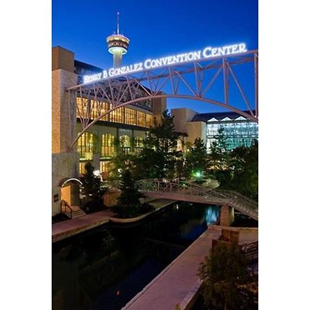 Seize The Moment 4Br3Ba Gem W Downtown Views Villa ซานอันโตนิโอ ภายนอก รูปภาพ